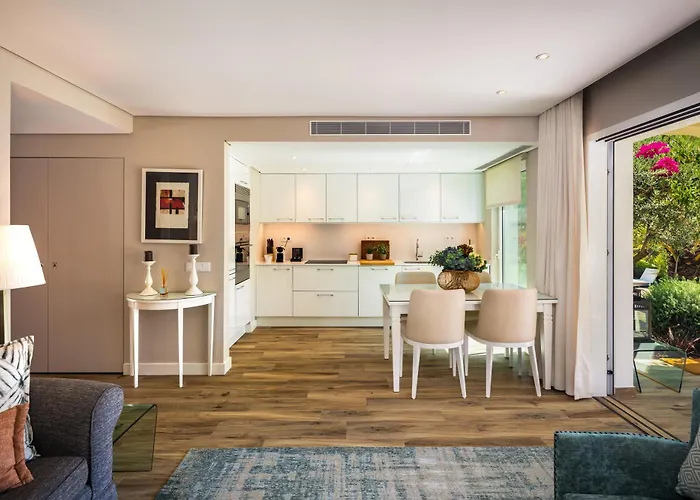 Villa Balaia - Luxury Boutique *